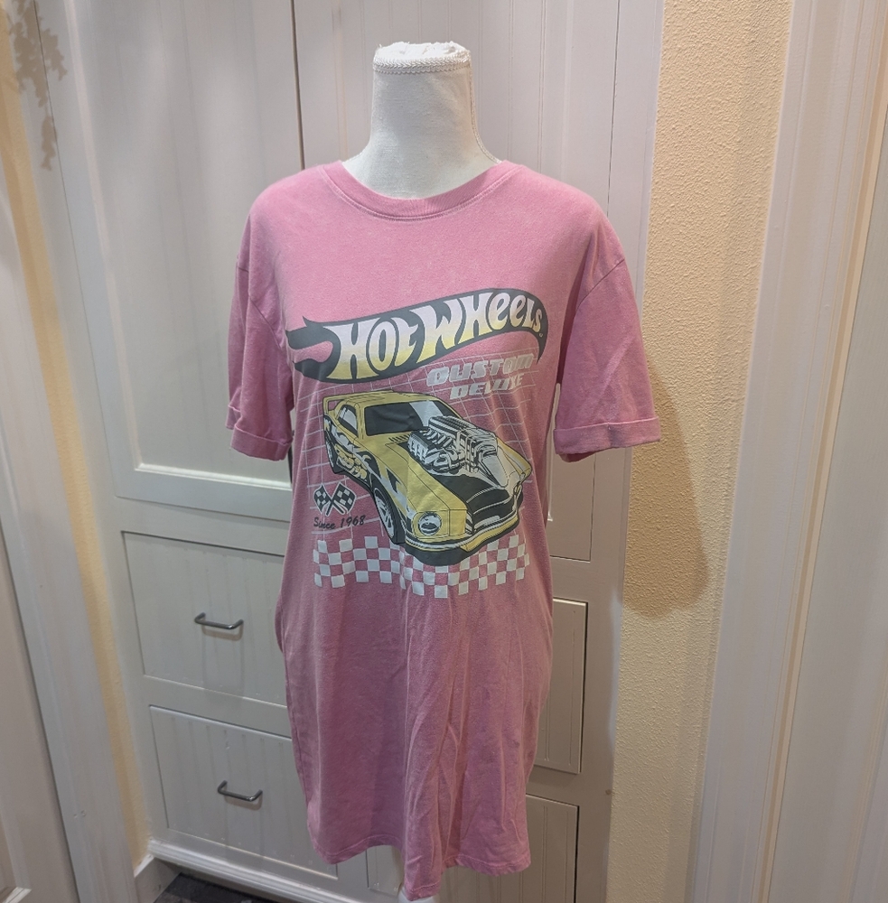 Hot Wheels Pink Graphic Tee